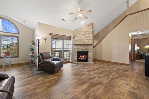 N161W19088 Oakland Drive, Jackson, WI, 53037 | Card Image