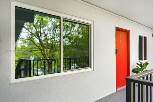 apt-313b-1301 Sw 134th Way, Pembroke Pines, FL, 33027-1895 | Card Image