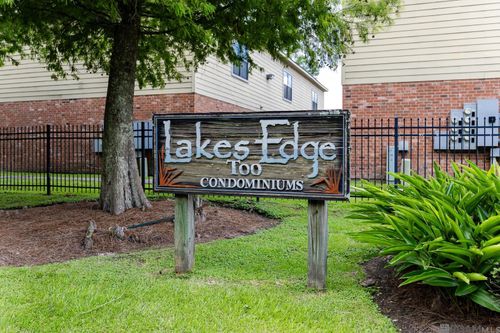 2a-612 S Kenilworth Pkwy, Baton Rouge, LA, 70820 | Card Image