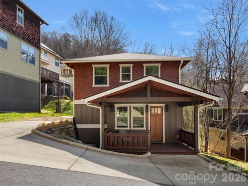 29 Shady Park Ln, Asheville, NC, 28804-8815 | Card Image