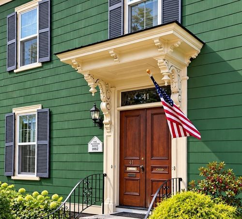 2-41 Forrester St, Salem, MA, 01970-4037 | Card Image