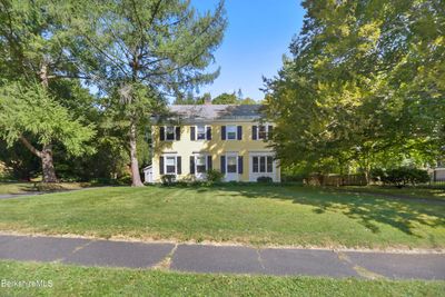 20 Spadina Pkwy, House other with 5 bedrooms, 4 bathrooms and 6 parking in Pittsfield MA | Image 2