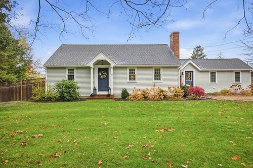 61 Spofford St, Newburyport, MA, 01950-1748 | Card Image