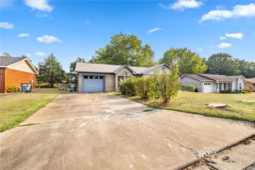 1503 Grand Oak Dr, Greenwood, AR, 72936-4438 | Card Image