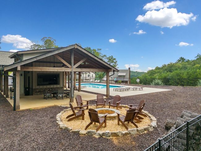 117 Pinnacle Dr, Home with 3 bedrooms, 2 bathrooms and 2 parking in Ellijay GA | Image 19