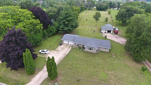 203 E Waushara St, Berlin, WI, 54923-9506 | Card Image