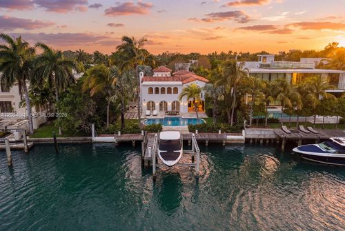 5763 Pine Tree Dr, Miami Beach, FL, 33140-2151 | Card Image