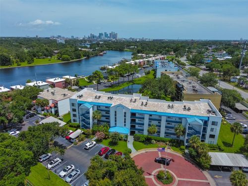 apt-l301-2424 W Tampa Bay Blvd, Tampa, FL, 33607-1333 | Card Image
