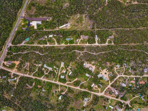 27522 Natural Bridge Caverns Rd, San Antonio, TX, 78266-2652 | Card Image