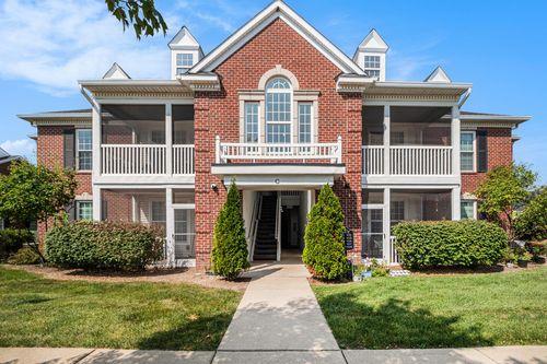 937 E E Summerfield Glen Circle, Scio Township, MI, 48103 | Card Image