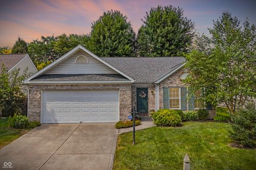12218 Weathered Edge Dr, Fishers, IN, 46037-4369 | Card Image