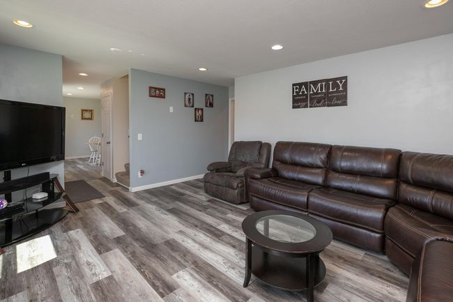 13-web-or-mls-06-Living Room.jpg | Image 13