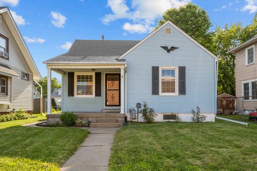 1826 33rd St, Rock Island, IL, 61201-4844 | Card Image