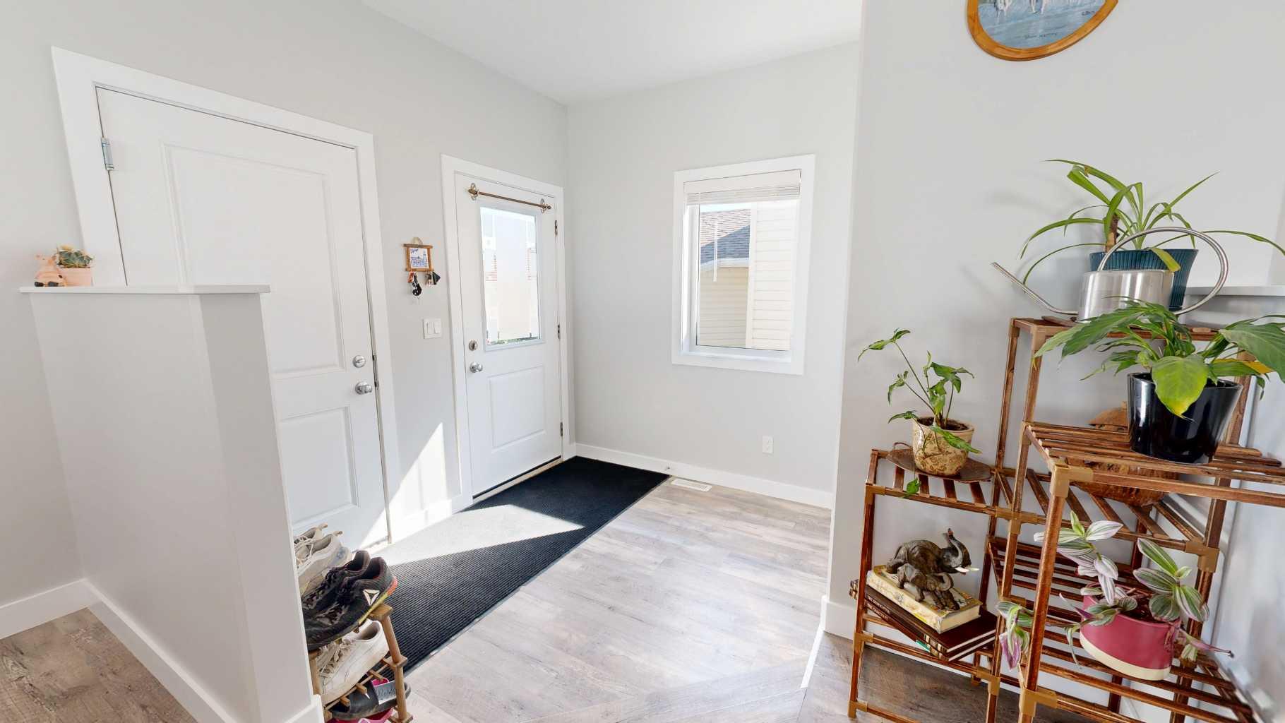 Residential in Clairmont 4