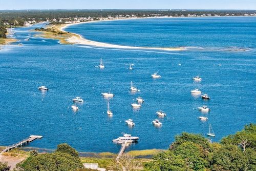 apt-13-199 E Bay Rd, Osterville, MA, 02655-1952 | Card Image