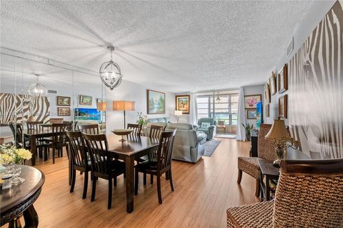 apt-207-9461 Sunrise Lakes Blvd, Sunrise, FL, 33322-1285 | Card Image
