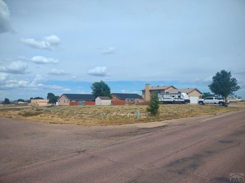 711 E Hahns Peak Ave, Pueblo West, CO, 81007-3518 | Card Image