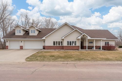 101 Shoreview Dr, Elysian, MN, 56028-1203 | Card Image