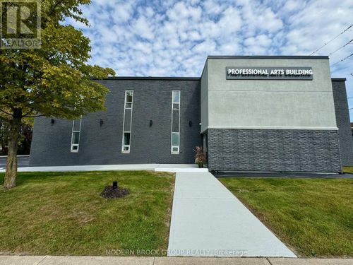 104-135 Ormond St, Brockville, ON, K6V5Y2 | Card Image