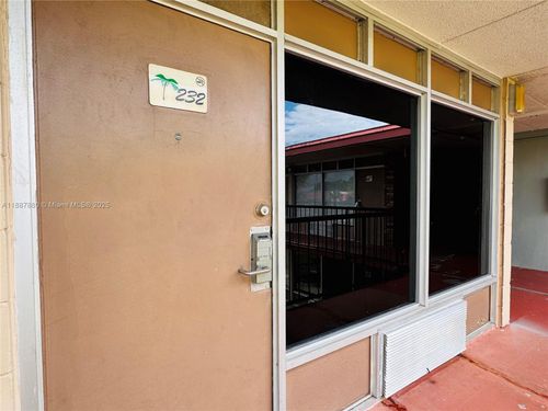 232-43420 Highway 27, Davenport, FL, 33837-6814 | Card Image