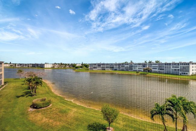 4049 Wolverton C, Condo with 2 bedrooms, 2 bathrooms and null parking in Boca Raton FL | Image 37