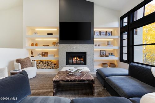 e-3-17 Meadow Ct, Beaver Creek, CO, 81620 | Card Image
