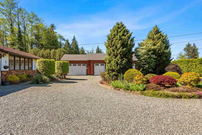 4549 Saddlehorn Crescent, House other with 3 bedrooms, 2 bathrooms and 15 parking in Langley BC | Image 2