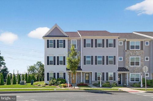 2411 Spring Water Cir, LANCASTER, PA, 17601-2235 | Card Image
