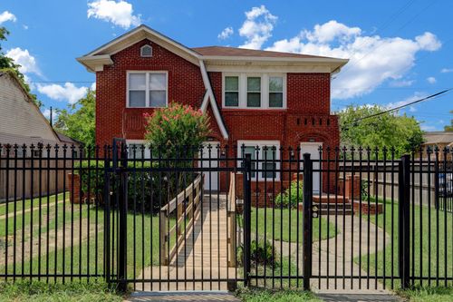 3002 Isabella St, Houston, TX, 77004-4528 | Card Image