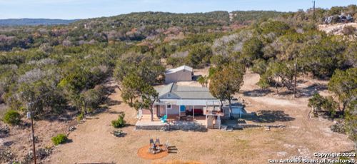 13812 Park Road 37, Lakehills, TX, 78063-6803 | Card Image