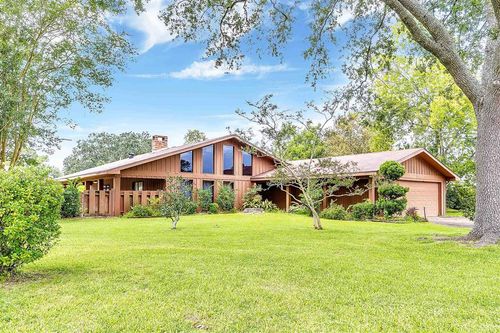4614 Autumnwood Ln, Lake Charles, LA, 70605-5456 | Card Image