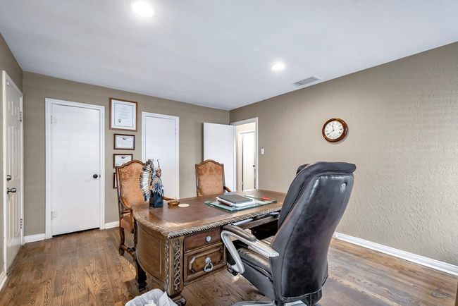 1605 N Big Spring St, Home with 0 bedrooms, 0 bathrooms and null parking in Midland TX | Image 32
