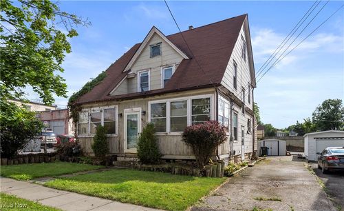 136 Lincoln St, Amherst, OH, 44001-1517 | Card Image