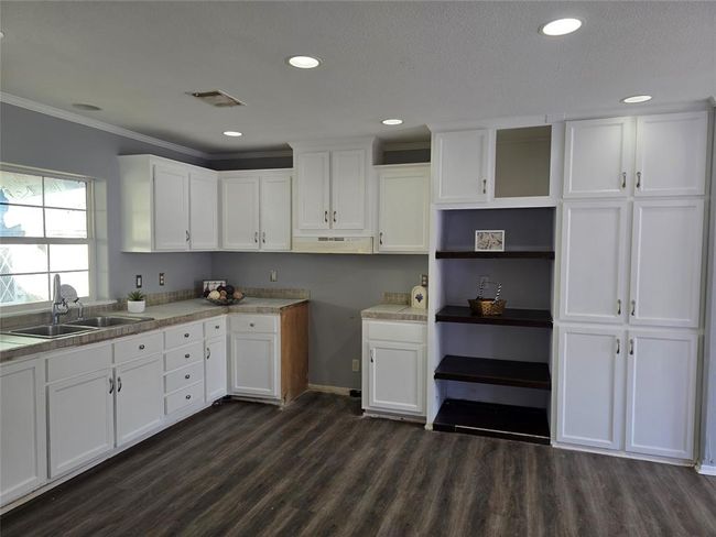 4702 18 Th St, House other with 4 bedrooms, 3 bathrooms and null parking in Bacliff TX | Image 7