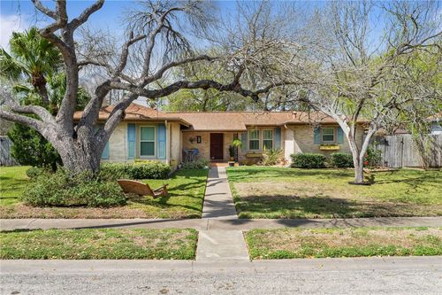 450 University Drive, Corpus Christi, TX, 78412 | Card Image