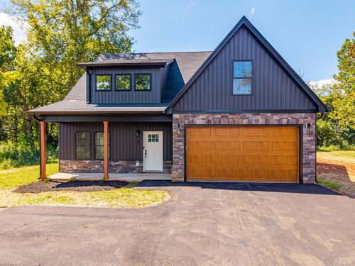 124 Riverside Dr, Lynchburg, VA, 24503 | Card Image