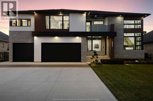 532 Mountbatten Cres, Windsor, ON, N8P0G1 | Card Image