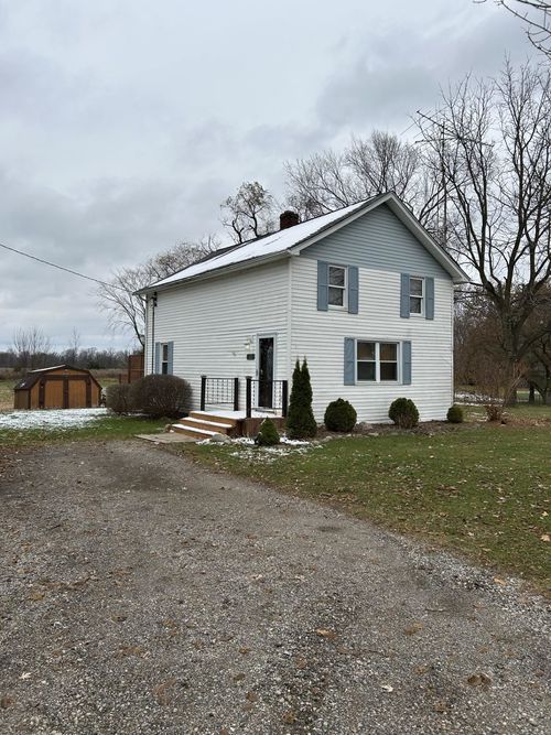 9651 Juddville Rd, Corunna, MI, 48817-9796 | Card Image