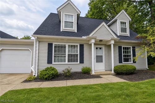 7310 Scottsdale Cir, Mentor, OH, 44060-6492 | Card Image