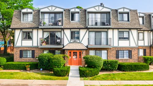 b-102 Steeple Dr, Buffalo Grove, IL, 60089-1761 | Card Image