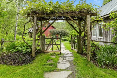 1355 Podunk Rd, Norwich, VT, 05055 | Card Image