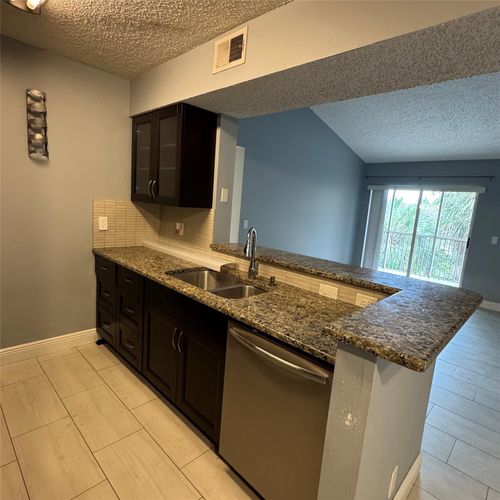 apt-d307-4015 W Mcnab Rd, Pompano Beach, FL, 33069-4948 | Card Image