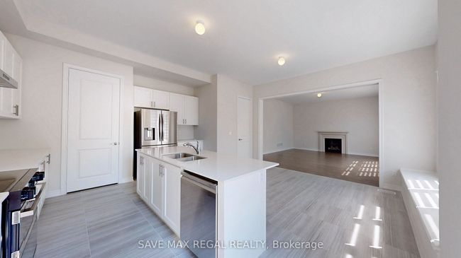 4 Rail Trail Crt, House other with 5 bedrooms, 4 bathrooms and 4 parking in Sutton West ON | Image 13