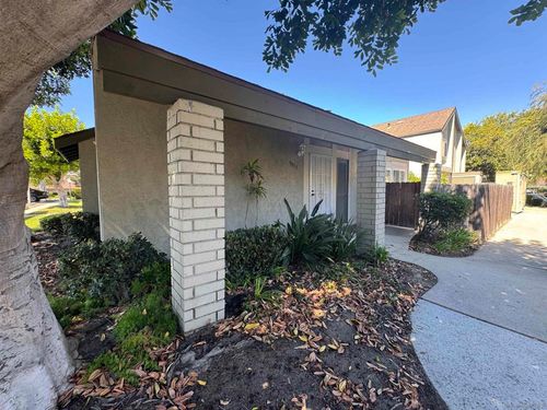 5037 La Cuenta Dr, San Diego, CA, 92124-3008 | Card Image