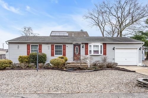 302 Beach Blvd, Forked River, NJ, 08731-5129 | Card Image