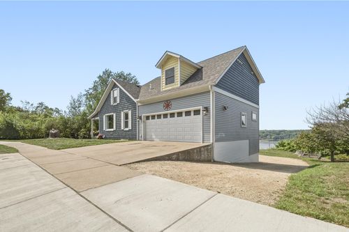 209 3rd St, Hudson, WI, 54016-1538 | Card Image