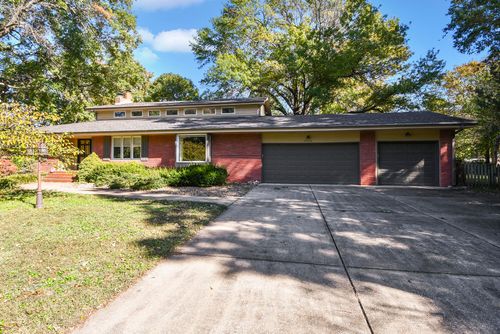 2446 S Sheridan Blvd, Springfield, MO, 65804-3372 | Card Image