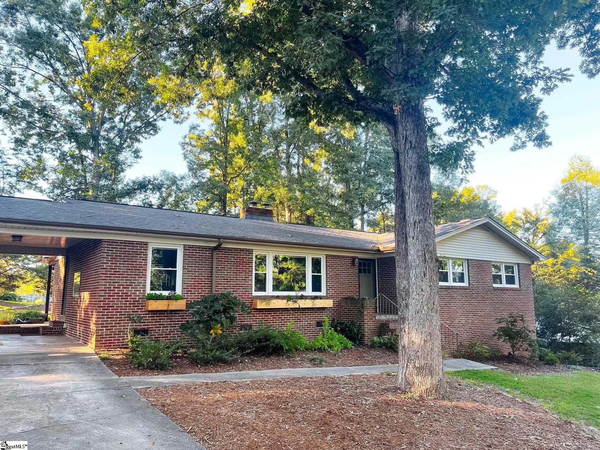 Shadydale Ct, Greenville, SC 29615