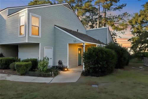16-16 Jacqueline Ct, Mandeville, LA, 70471-1548 | Card Image