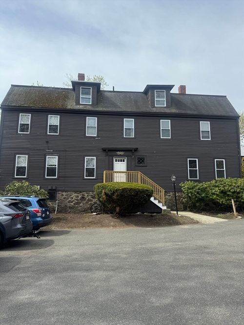 2-27 State St, Marblehead, MA, 01945-3573 | Card Image